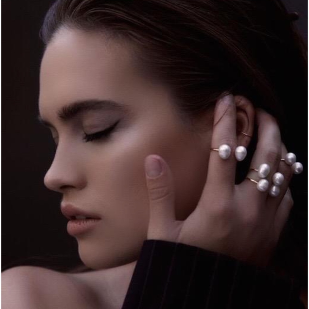 New in Package Freshwater Pearls Ring